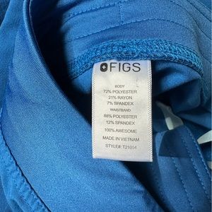 Figs XL Kade Cargo Scrub Pants - Royal Blue - Used
